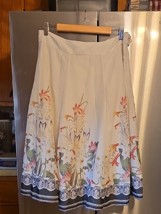 Soft Surroundings Dresses & Skirts - Soft Surroundings Cream Midi Skirt with Floral Border